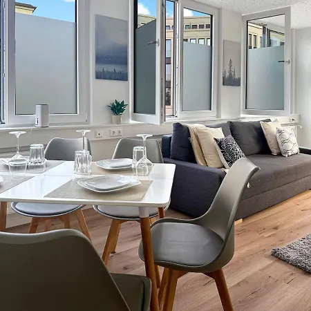 Loft 24 Zentrales Gruppenloft Fuer 10 Gaeste Mit Ps5 Stuttgart